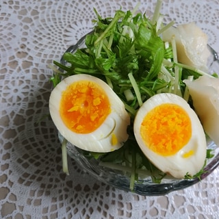 味たまと海老餃子のサラダ